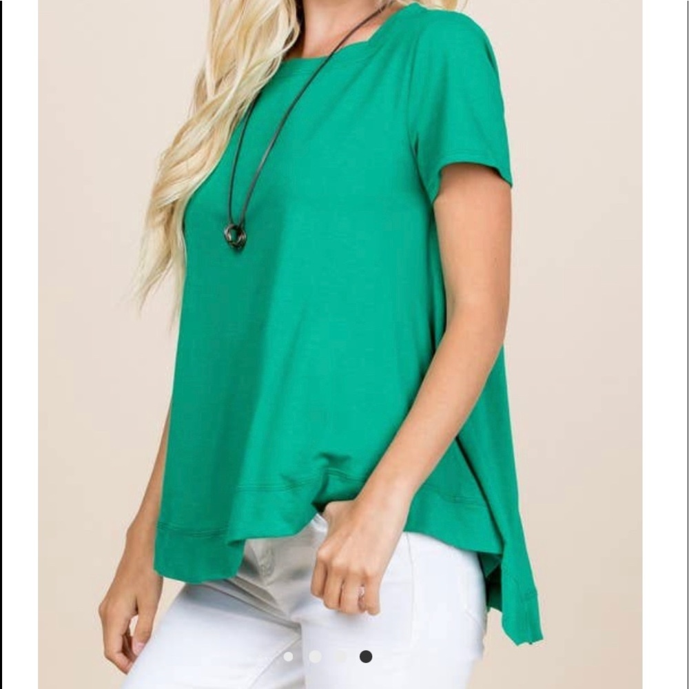 Green Cotton Casual Short Sleeve Tee Top with Asymmetrical Hem Made in USA